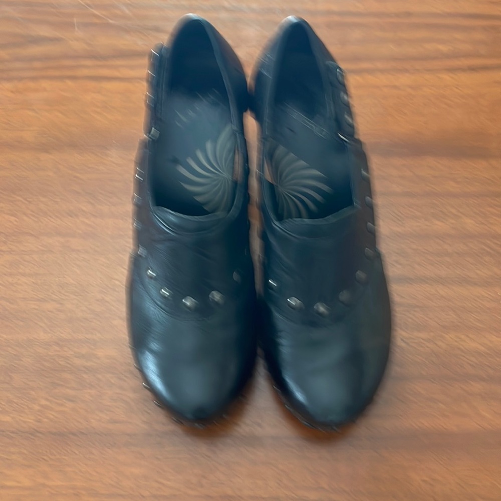 Cool Dansko clogs